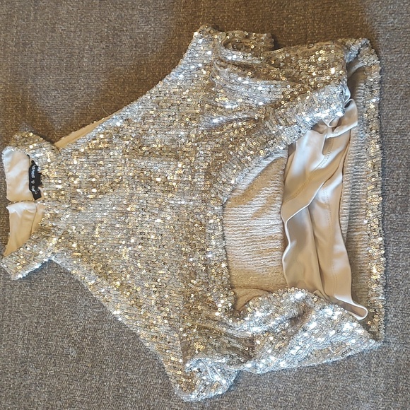 Sequin Top - Picture 3 of 4